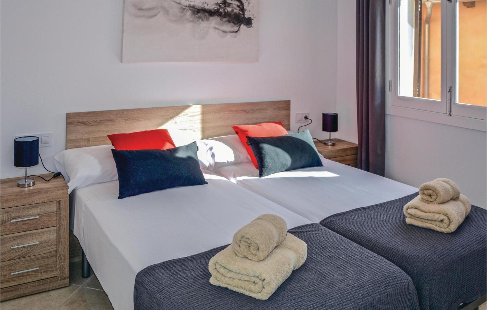 Hébergement de vacances Awesome In With Kitchenette