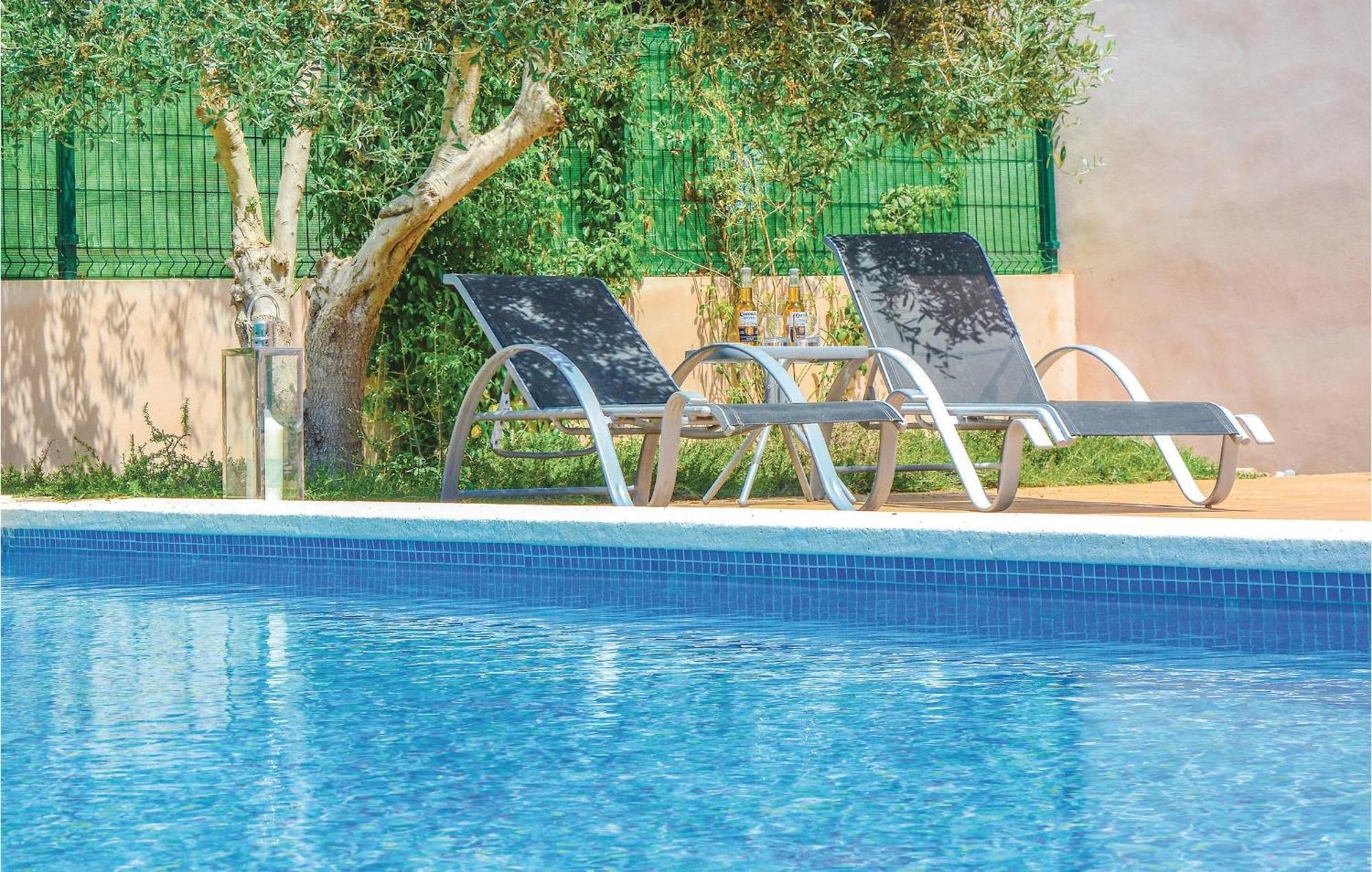 Hébergement de vacances Awesome In With Kitchenette